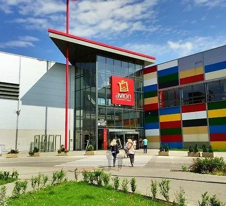 旅馆 纳尔瓦旅馆 *