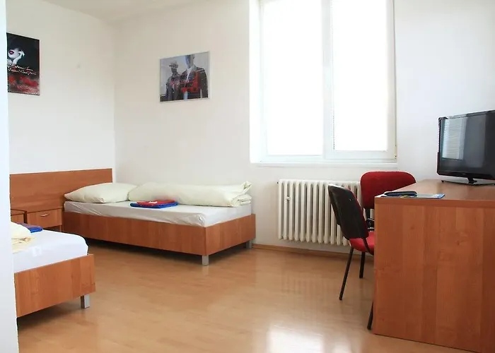 Narva Хостел *